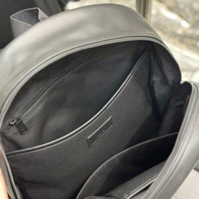 20230508_i1683552715_5098_6_jpg BACKPACK 37 IN ECHO GRAY CALFSKIN
