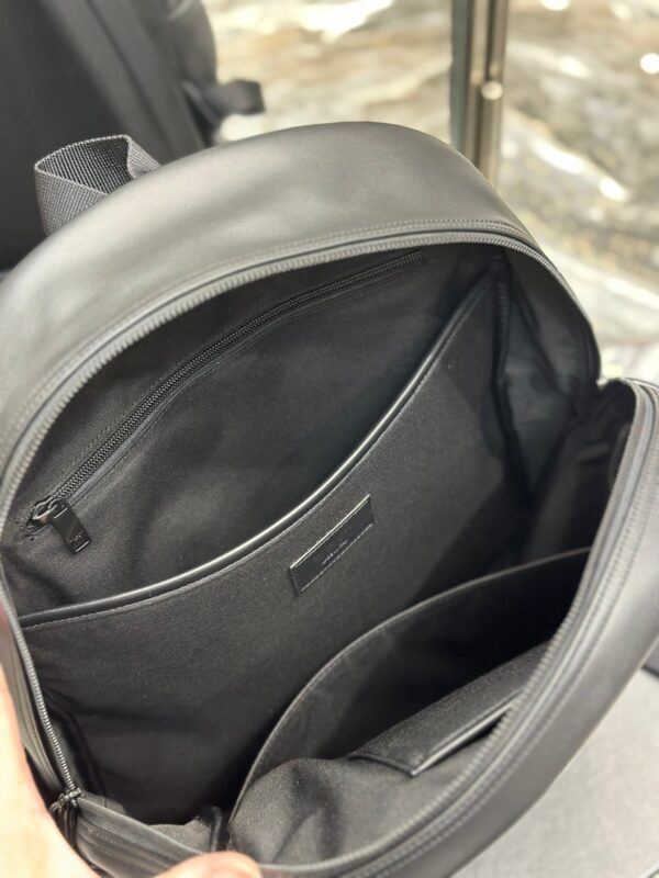 20230508_i1683552715_5098_6_jpg BACKPACK 37 IN ECHO GRAY CALFSKIN