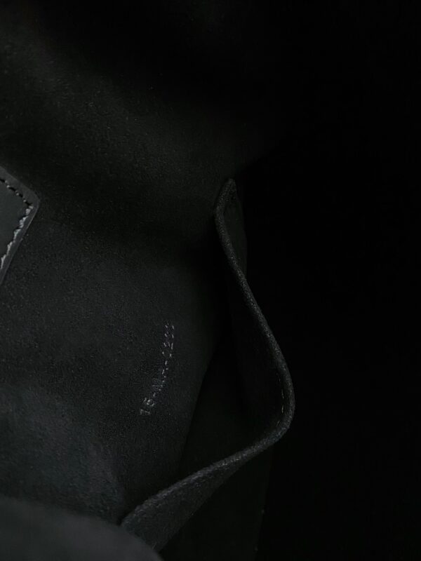 MEDIUM C'EST 24 IN BLACK CD-EMBOSSED CALFSKIN
