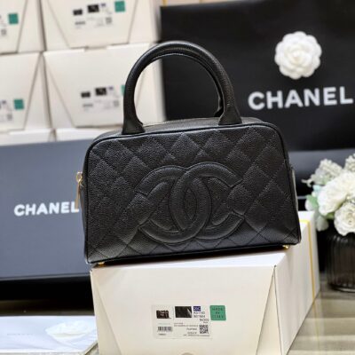 25S CHANEL QUILTED CAVIAR BOWLING BAG 27 IN BLACK CALFSKIN