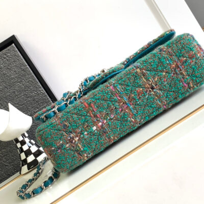 CC MEDIUM 25 CLASSIC BAG IN GREEN FOREST WOOL TWEED