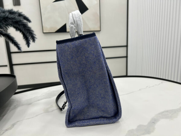 20230722_i1689969964_2017_5_jpg CC DEAUVILLE LARGE 38 TOTE BAG IN VIOLET PURPLE CANVAS WITH WHITE LOGO