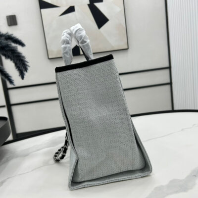 20230722_i1689970607_9234_5_jpg CC DEAUVILLE LARGE 38 TOTE BAG IN LIGHT GREY CANVAS WITH BLACK LOGO