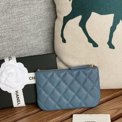 20230722_i1690016475_3364_1_jpg CC CLASSIC SMALL 15 ZIPPED POUCH IN TEAL GREEN GRAINED CALFSKIN