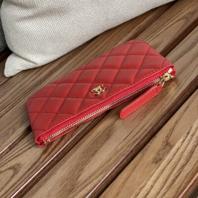 20230722_i1690016611_3754_2_jpg CC CLASSIC SMALL 15 ZIPPED POUCH IN CRIMSON RED GRAINED CALFSKIN