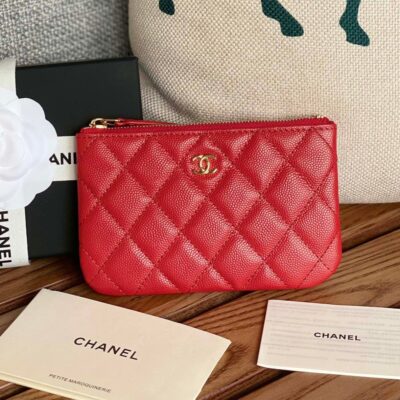 20230722_i1690016611_8333_0_jpg CC CLASSIC SMALL 15 ZIPPED POUCH IN CRIMSON RED GRAINED CALFSKIN