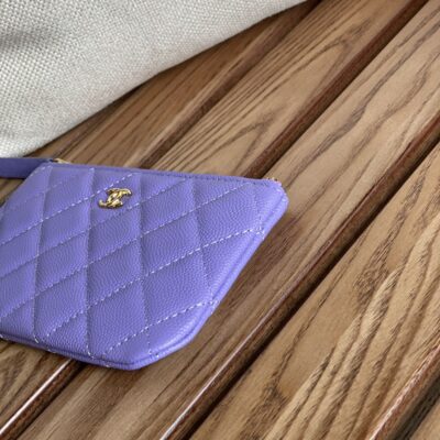 CC CLASSIC SMALL 15 ZIPPED POUCH IN AMETHYST PURPLE GRAINED CALFSKIN