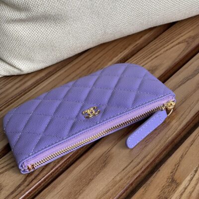 CC CLASSIC SMALL 15 ZIPPED POUCH IN AMETHYST PURPLE GRAINED CALFSKIN