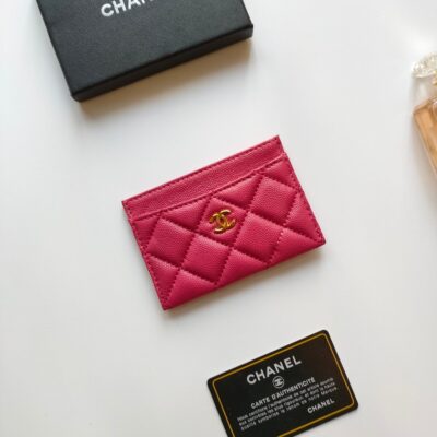 20230723_a1690103682333_3715_jpg_943a762d-c24e-4b8d-bc82-3339c803400e CC CARD HOLDER 11.2 RED PINK GRAINED CALFSKIN GOLD ICON