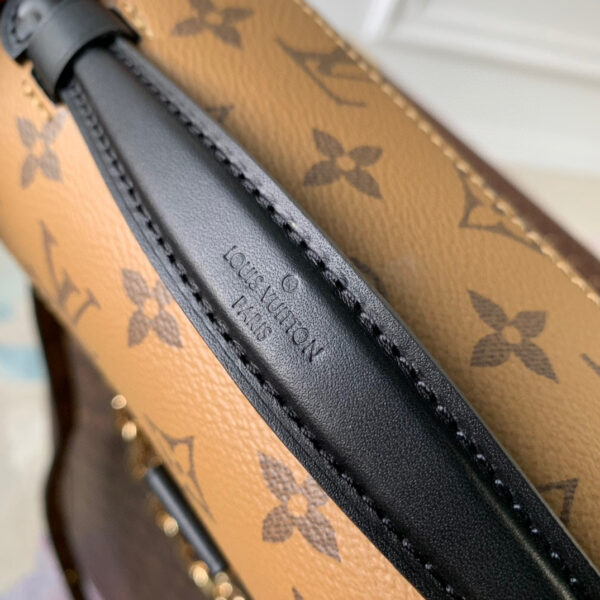 20230825_i1692931188_9759_5_jpg POCHETTE MÉTIS EAST WEST 21.5 IN BROWN MONOGRAM COATED CANVAS AND CALFSKIN