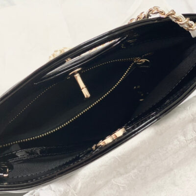 20230906_i1694010197_4312_6_jpg CC MINI 23 SHOPPING BAG IN GLOSSY BLACK MIX WHITE CALFSKIN