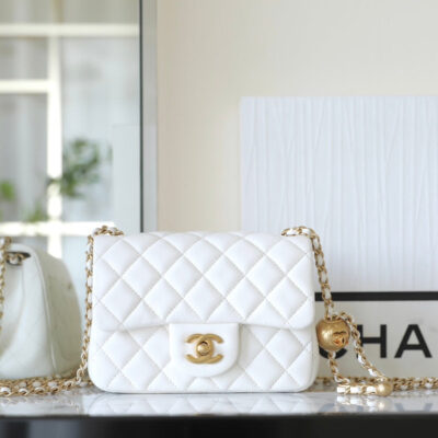 20230912_i1694490137_2257_0_jpg_5cde6938-ff63-46ae-899e-b6fe6abb2fc0 CHANEL 25S FLAP BAG 18 CM IN WHITE LAMBSKIN WITH GOLD HARDWARE