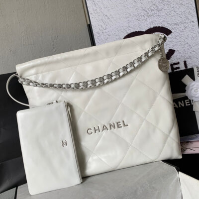 CC LARGE 42 HANDBAG IN WHITE SHINY CALFSKIN SILVER HARDWARE