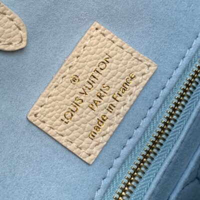 20231126_i1700978490_8155_8_jpg_a840444c-fec7-4d2b-b2ea-e5c0184be7ed ONTHEGO MM 35CM CREAM BLUE