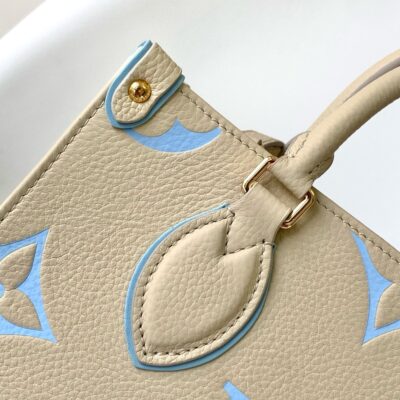 20231214_i1702536884_6440_4_jpg_7f9f52d0-e993-4a32-8124-e9de453078a6 ONTHEGO PM 25CM CREAM BLUE