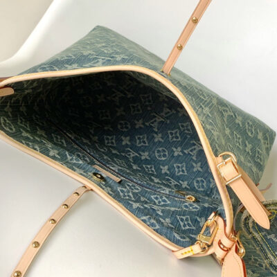 20231219_i1702973719_3567_7_jpg_27cf9d44-1228-44f6-bcb5-00af0e80e5f6 CARRYALL PM 29 BLUE DENIM