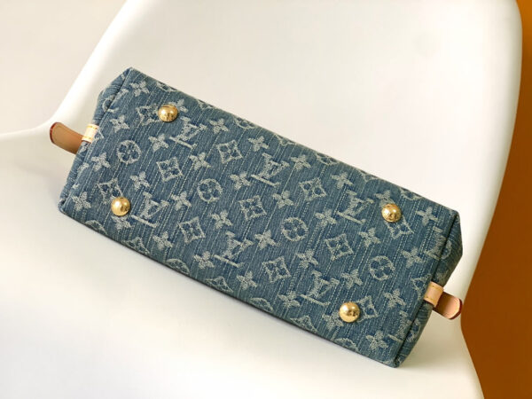 20231219_i1702973719_42_3_jpg_fcb8a450-8f2c-453e-a559-283d7f1de119 CARRYALL PM 29 BLUE DENIM