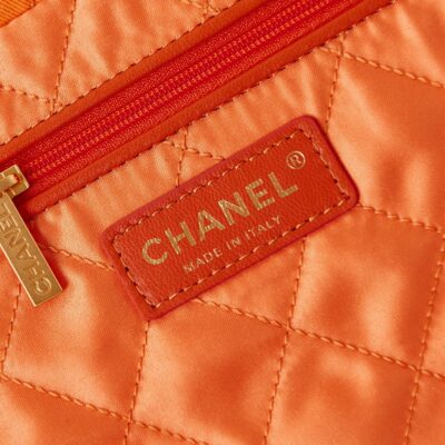 20240525_i1716612987_9233_7_jpg CC CLASSIC MEDIUM 37 BAG IN SAFETY ORANGE CANVAS