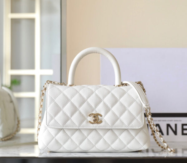 20240712_i1720752102_4421_2_jpg_e6ab48f0-2b60-4a4b-b7f5-0c97dd928d1c CHANEL 25S FLAP BAG 24 CM IN WHITE LAMBSKIN WITH GOLD HARDWARE