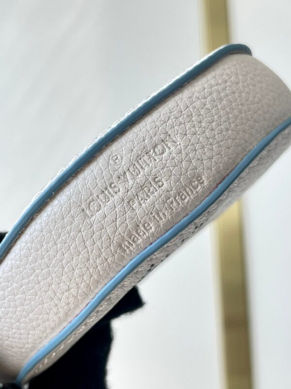 20241004_i1728027499_3650_8_jpg BELLA 22 IN WHITE PERFORATED CALFSKIN SILVER HARDWARE