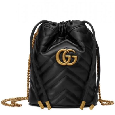 古驰 GG Marmont Wave Design Drawstring Closure 黄铜 Matelassel 搭扣 575163 黑色皮革链条肩带迷你女士包