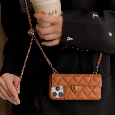 2656cde45379530d7daa0502200da028efc6f8f34d5f176ac86fdf30071e7272 Chanel Style Quilted Leather Flip Card Holder Phone Case With Gold Chain Crossbody Strap