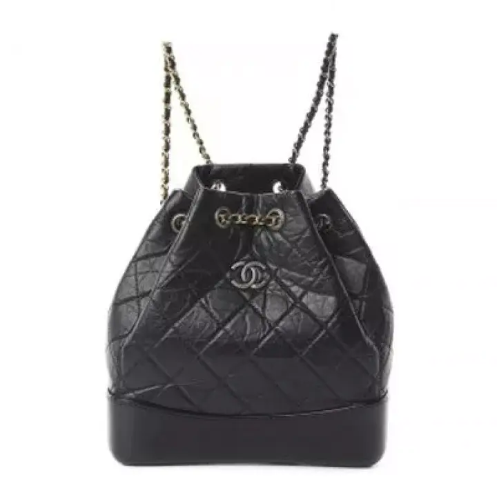 sac à dos CHANEL vieilli cuir de veau matelassé petit format Gabrielle noir