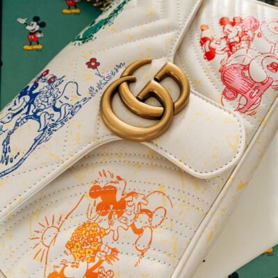 Gucci GG Marmont Disney x Colorful Mickey & Minnie Mouse Printing Brass Logo Buckle 2022 Female New Chain Flap Handbag Cream