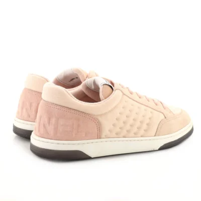 3029e88c9bf01c0afdd22e95e62c6182 حذاء نسائية شانيل شعار Low-علوي Studded من جلد سويدي