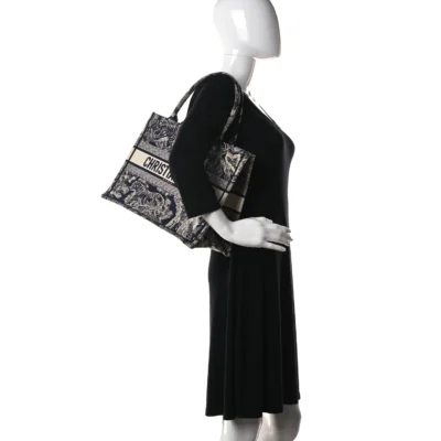 CHRISTIAN DIOR Canvas Embroidered Large Dioriviera Toile De Jouy Book Tote Blue