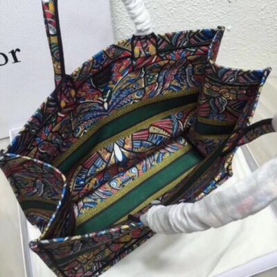 3a5b52083539dd668a6cf48f0ebef04d Dior Book Tote Bg In Butterfly Multicolor Canvas