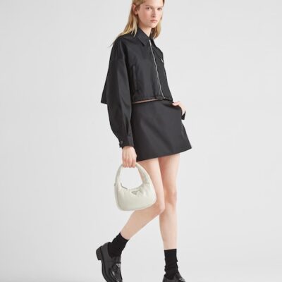 حقيبة صغيرة Prada Soft مبطنة جلد نابا أبيض