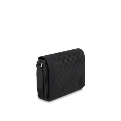 3d8b84ce15c657197baf5147967656d3 Louis Vuitton District PM N42711