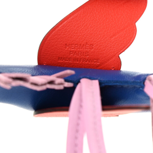 حقيبة هيرميس Milo Grigri Rodeo Pegase Horse Charm PM France Mauve Sylvestre Capucine من جلد خروف باللون الأزرق