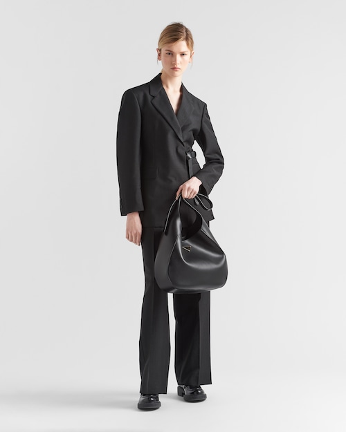 Prada 皮革 topstitching 黑色 大号肩背包
