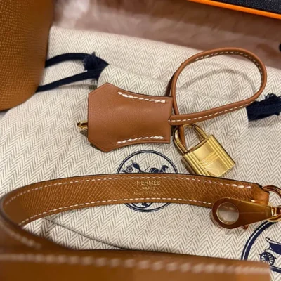 4eab243612ca73fea81bd3ccfcbc0f2d Hermès 1923 Bolide 25 en Desordre Gold Epsom Gold Hardware