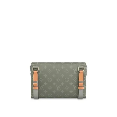 Louis Vuitton Messenger PM M43889