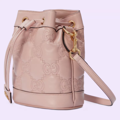 5a01730340f627f5b95f768d50862b22 GG Matelassé bucket bag