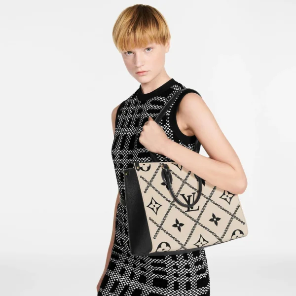 6d444f2e939b45bb266959edbb3c557d Louis Vuitton Onthego MM M46016