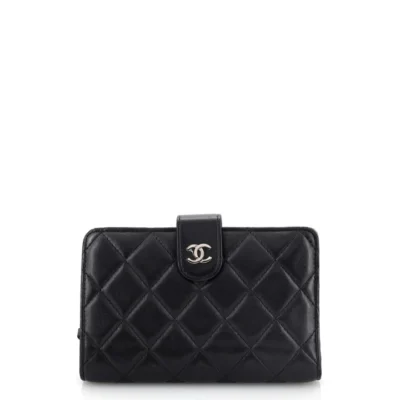 CHANEL CC French gesteppt Geldbörse aus Lammleder