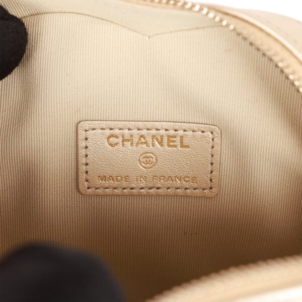 Chanel CC In Love Heart Clutch with Chain Gold Lambskin Light Gold