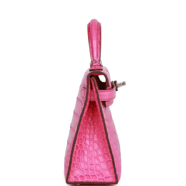 Hermès Kelly Sellier 20 Rose Shocking Matte Alligator Palladium Hardware