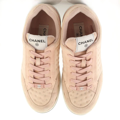 759acd8467bdb6cefc9c81fbe5980999 حذاء نسائية شانيل شعار Low-علوي Studded من جلد سويدي