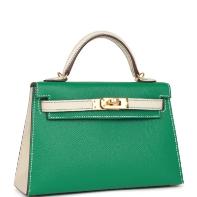 77004541a32d3befa456a2ca1c8d2334 Hermès Special Order (HSS) Kelly Sellier 20 Vert Jade and Craie Epsom Gold Hardware