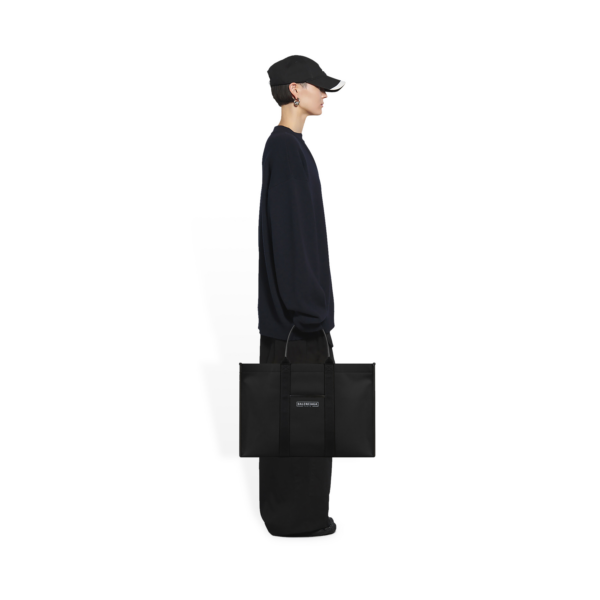 HARDWARE LARGE TOTE BAG IN BLACK