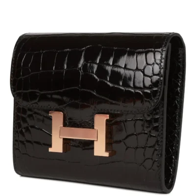 محفظة Hermès Constance Compact أسود لامع Alligator Rose إكسسوارات معدنية ذهبية