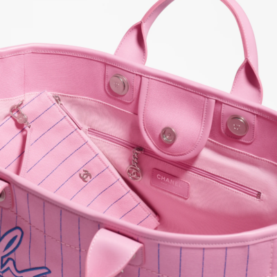 MAXI SHOPPING BAG chanel