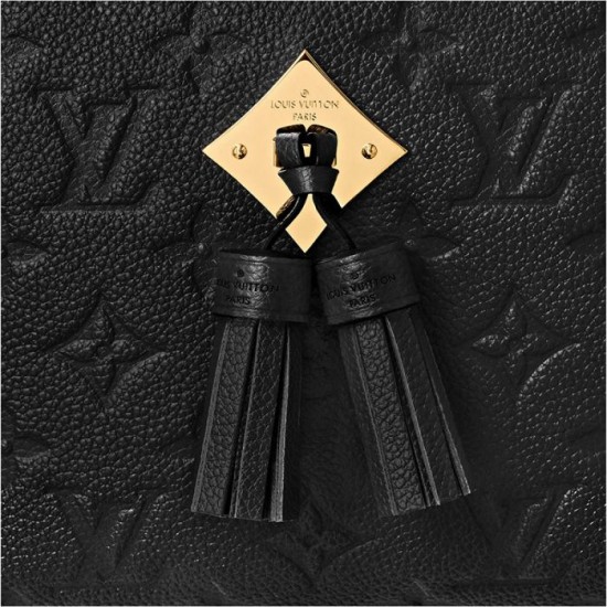 9560b2ec7f70f3ad66407b696cd1890e Louis Vuitton Saintonge