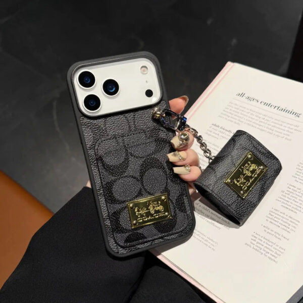 Coach iPhone Case +AirPods Case