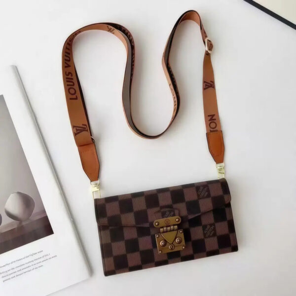 Brown_Check Lulu 1 iPhone Case with cardholder